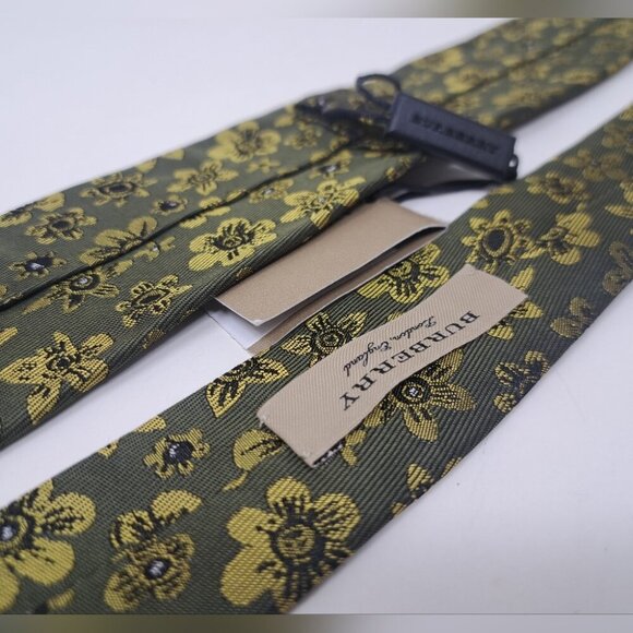 NWT Burberry Men's Neck Tie Green Floral 100% Silk England 58" - Picture 11 of 13